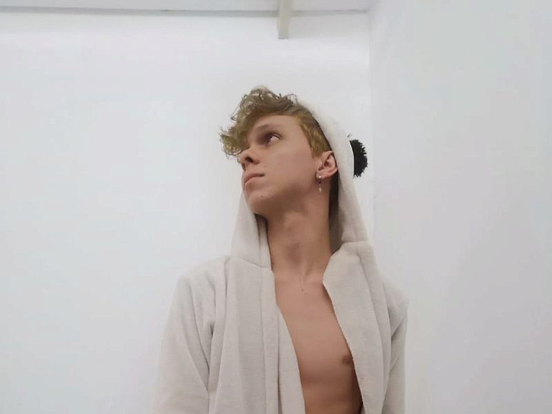 Andrew Hotlatin
