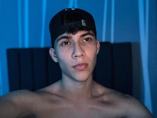 Aaron Dayker