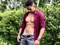 Chris Dennis