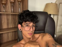 Travis Colin