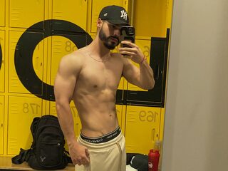 Cameron Pierce