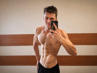 Leo Fowler