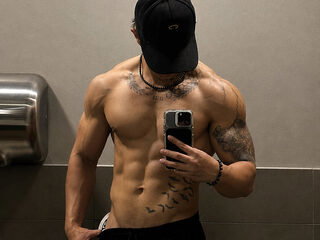 Noah Brown