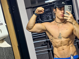 Aaron Bain